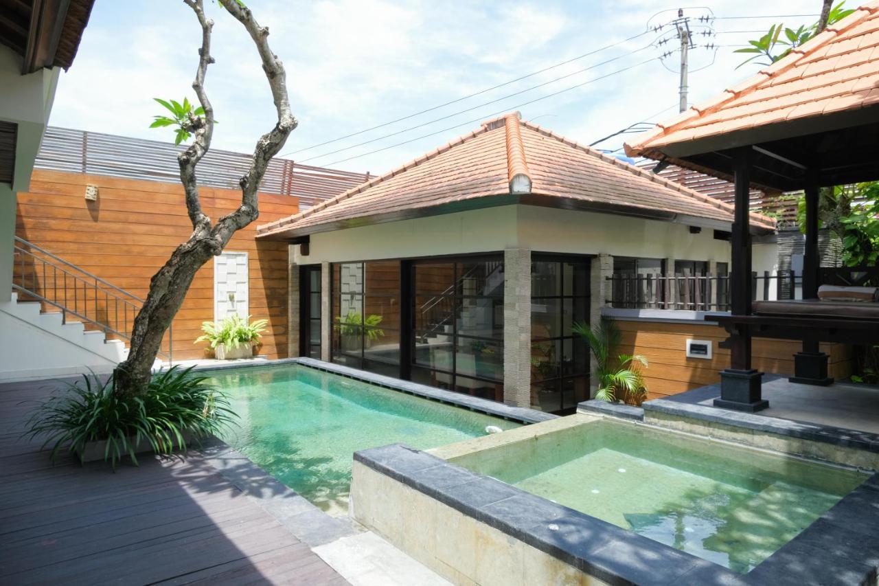 Bugan Villas Seminyak Exterior foto